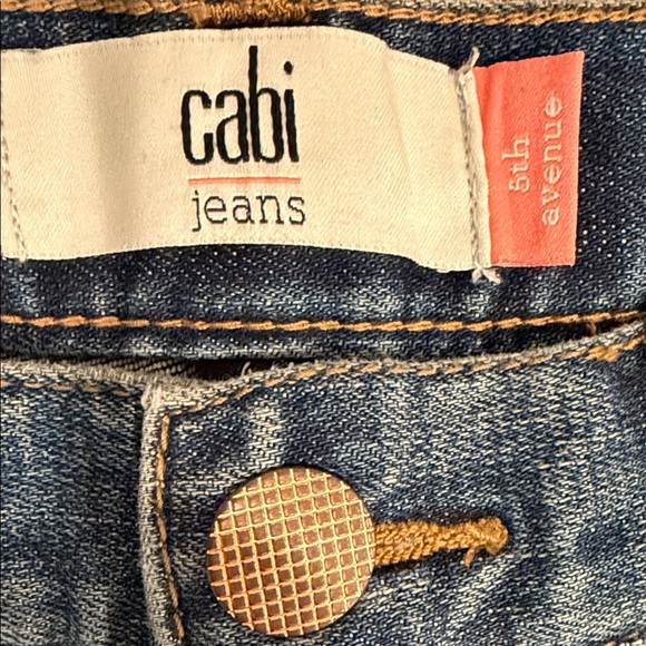 CAbi 5th Avenue Bootcut Jeans 6069R Medium Wash Size 4 - Picture 2 of 11